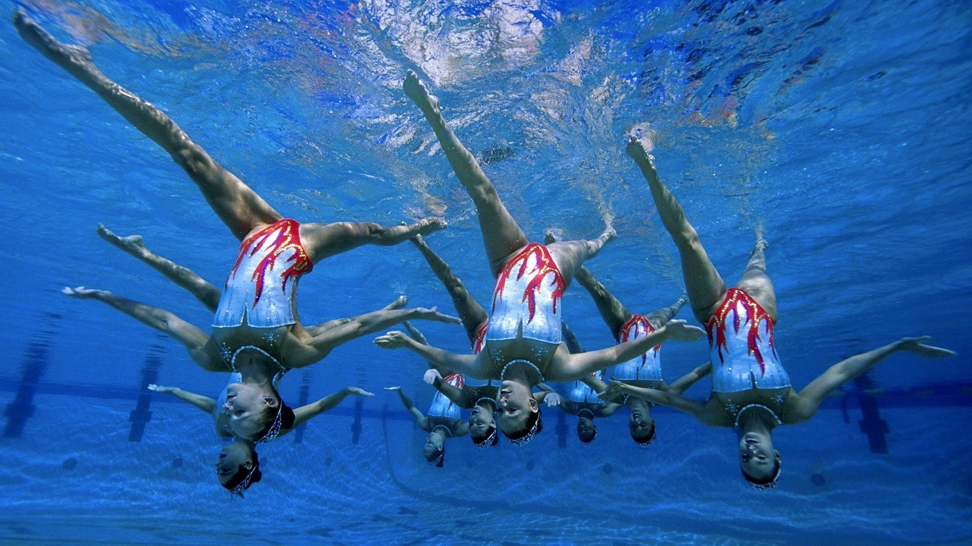 开云体育-一纸点球判罚，撕裂了足球的公平与信任，VAR技术再陷争议漩涡，点球判罚撕裂公平信任，VAR再陷争议漩涡